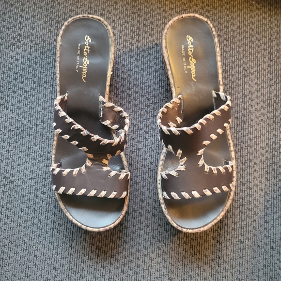 sotto sopra Shoes - SIZE 8 Sotto Sopra Italian Wedge Sandals!  Leather & Leopard!